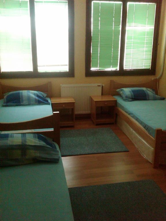 Hostel Av Palanka Экстерьер фото